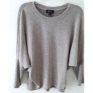 Lightweight mixed stitch beige batwing sweater